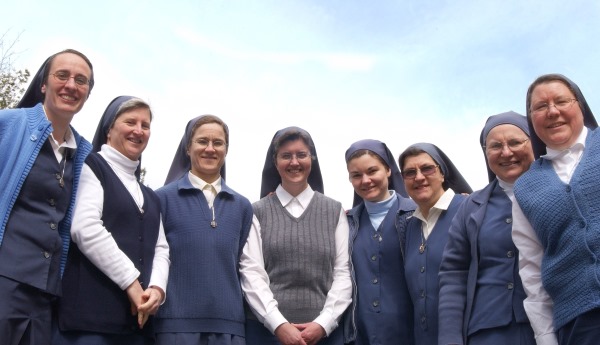The Sisters Who Get the Word Out: Webathon Novena Day 8